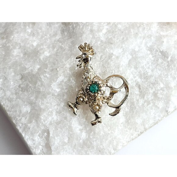 Rooster Figural Blue Rhinestoned Costume Jewelry Brooch | Lapel Pin - Picture 11 of 11